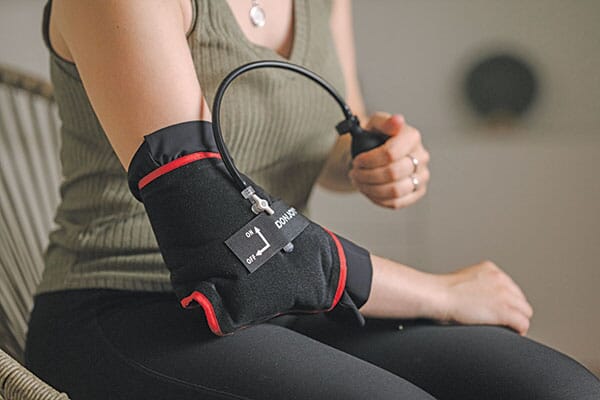 Kit-cryothérapie-compressive-Ice-Coude-Donjoy