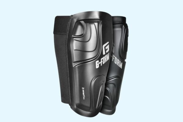 Protège-tibias Volt G-Form avec technologie SmartFlex