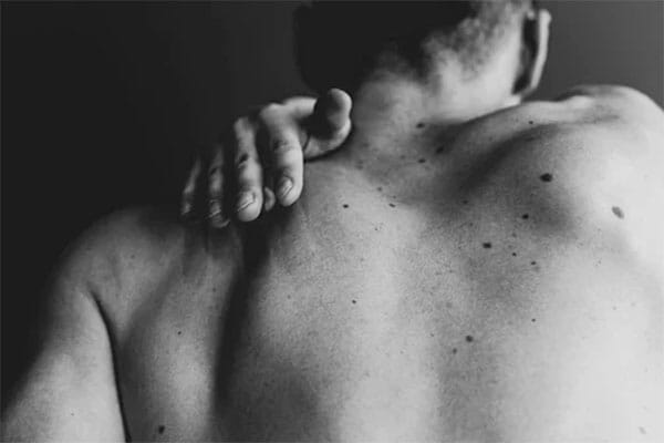 Crème-massage-parfumée-Hélé