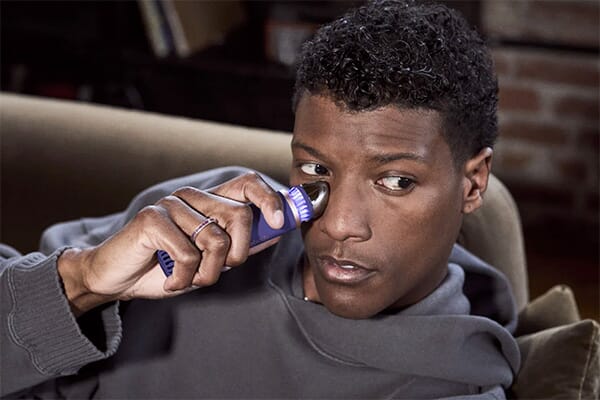 Theface-Depuffing-Wand-Therabody