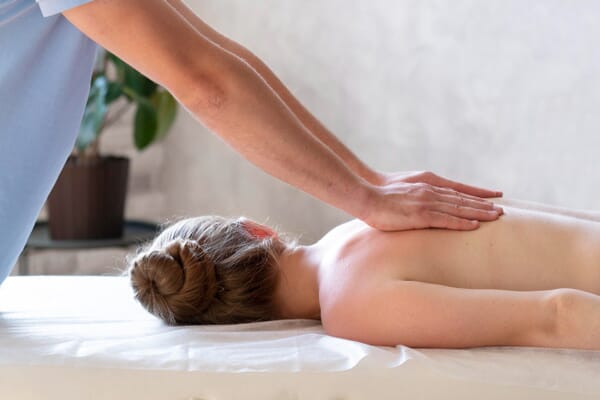 Huile de Massage Musculaire & Articulaire medicafarm