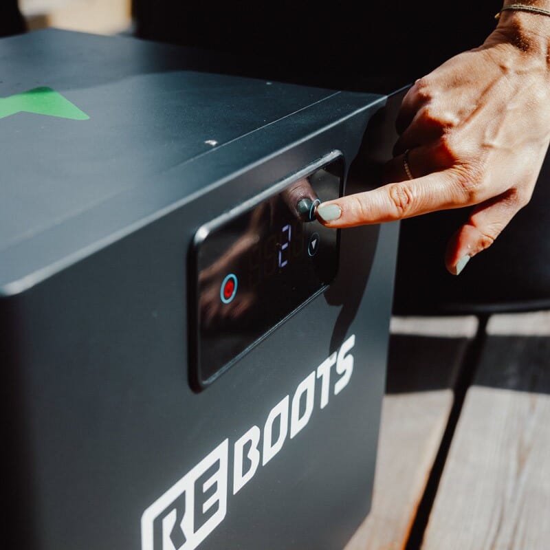 Reboots Ice Tub Chiller Reboots Ice Tub Chiller 2