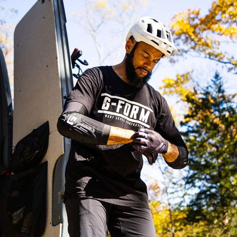 G-FORM Pro-X4 Elbow 7